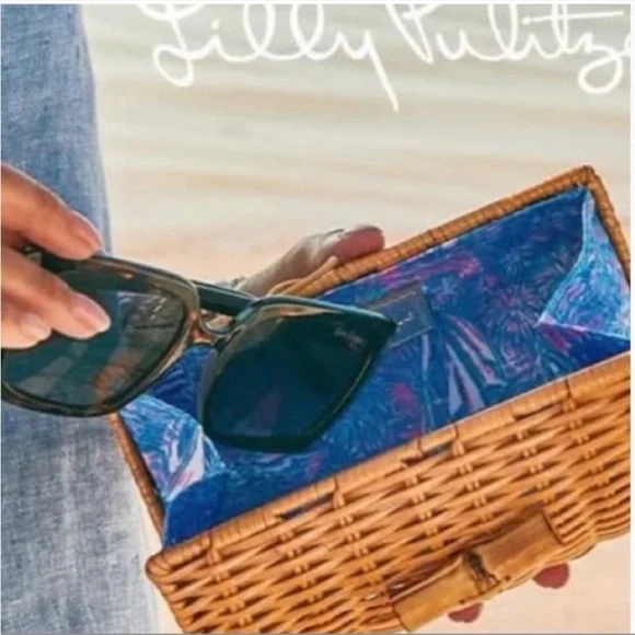 Lilly Pulitzer Rattan clutch lined in Boca Blue It's A Sailabration print - Picture 5 of 15
